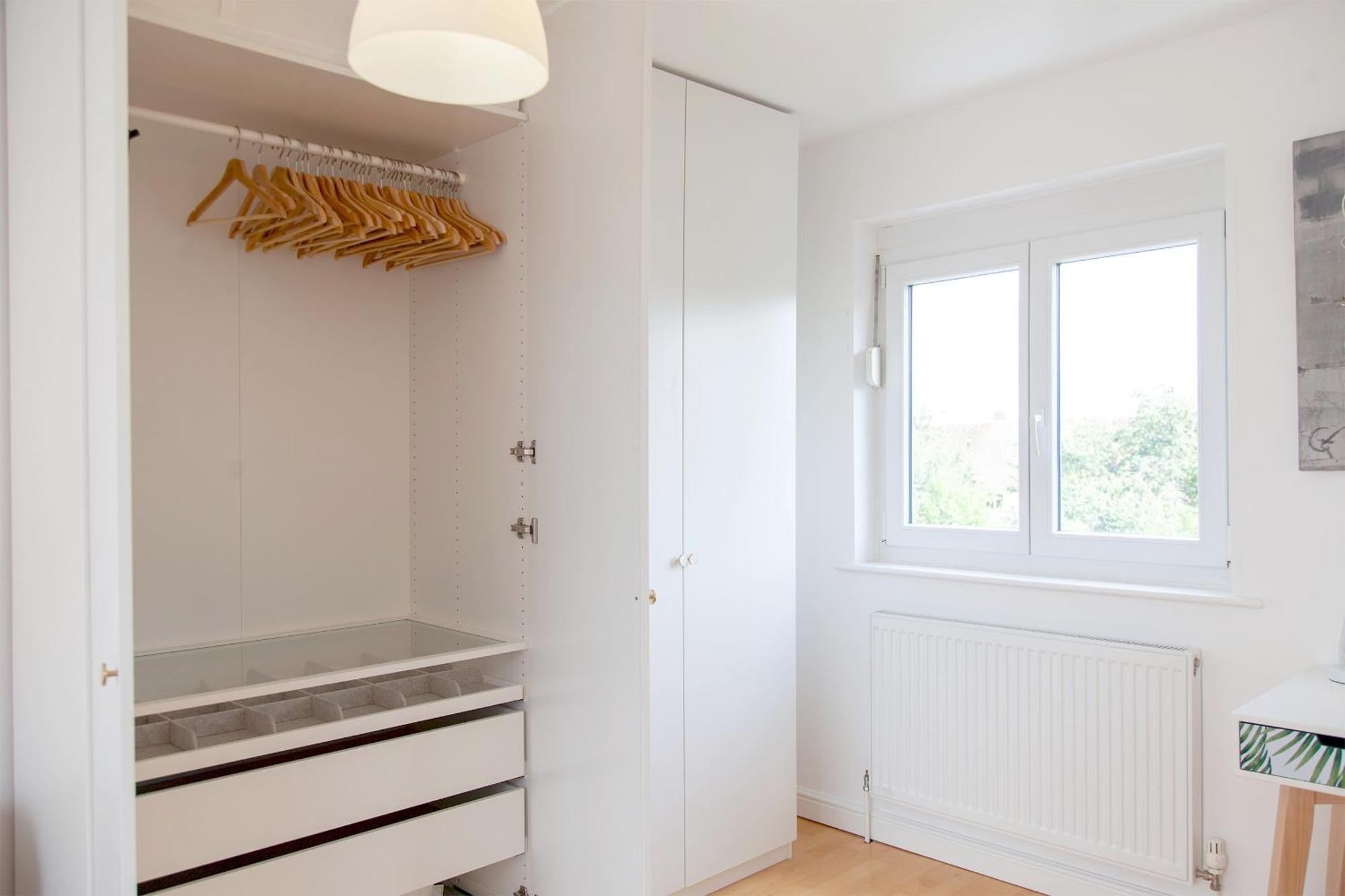 Pass The Keys 49 Byron Square Modern And Spacious 3 Bed Home With Free Parking CBG Buitenkant foto