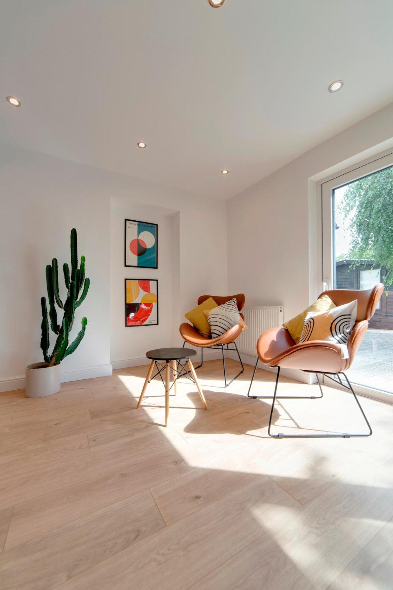 Pass The Keys 49 Byron Square Modern And Spacious 3 Bed Home With Free Parking CBG Buitenkant foto
