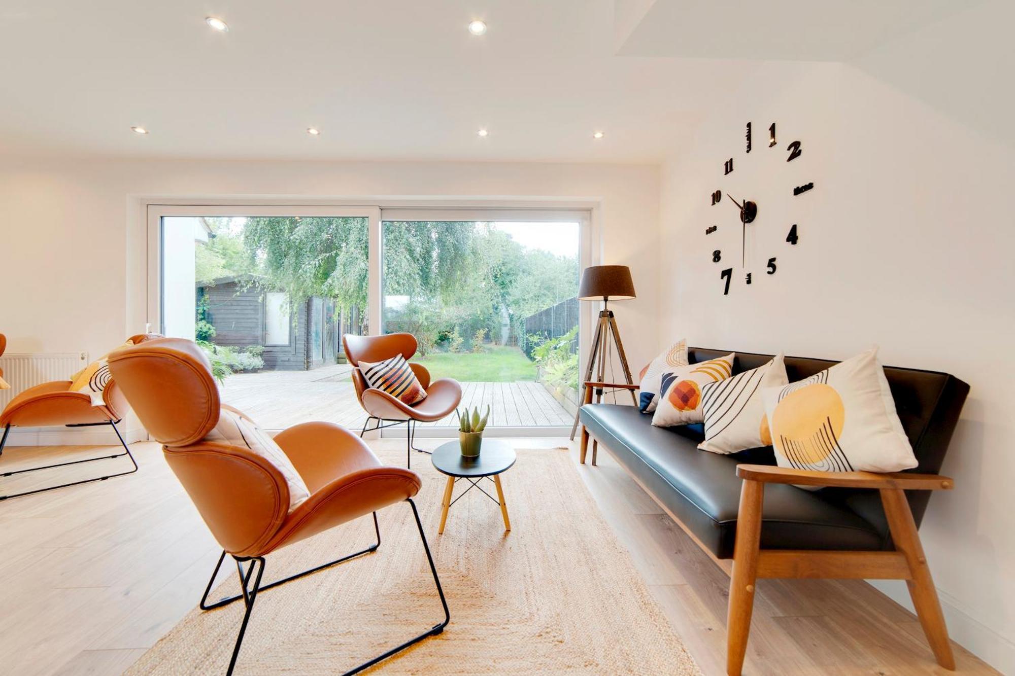 Pass The Keys 49 Byron Square Modern And Spacious 3 Bed Home With Free Parking CBG Buitenkant foto